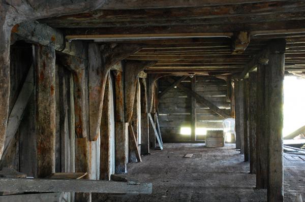 Bergesenhuset. Bindingsverk avstivet med krumvokste knær.